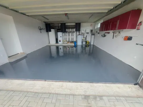 Epoxidová podlaha - realizace 8